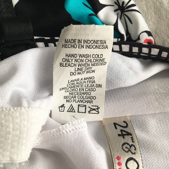 24th & Ocean swim top - Picture 5 of 7